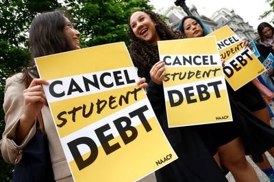 More than 9M student loan borrowers are in default as record numbers fall behind on payments