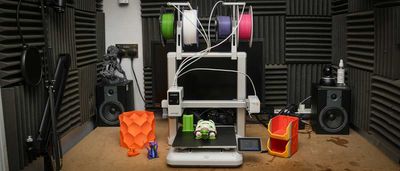 I tested the beginner-friendly Anycubic Kobra X - a 4-color 3D printer that's surprisingly good
