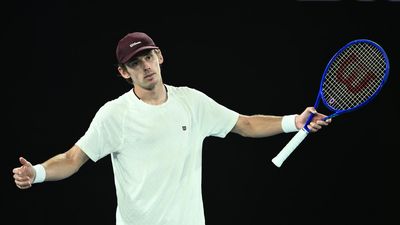 De Minaur falls to long-time nemesis at Miami Open