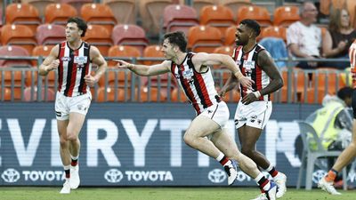 Saints squeeze out GWS in delayed AFL clash