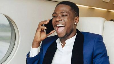 “Should be arrested and prosecuted”: Nigerian Twitch streamer Shank Comics sparks outrage after crashing car live on stream