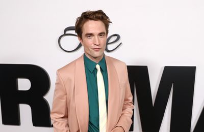 Twilight's Robert Pattinson lied that his dad was Michael Jackson in school