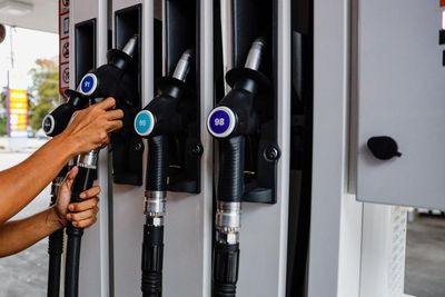 Petrol theft expected to rise in Australia as police call for more CCTV and prepaid pumps