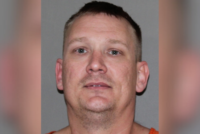 Man accused of abusing corpse threw bucket of human remains over FBI fence: affidavit