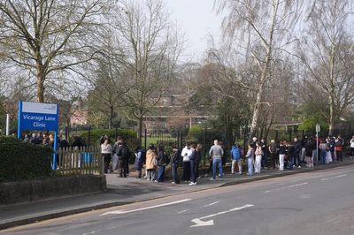 Over 8,000 meningitis vaccines handed out in Kent as queues improve over weekend