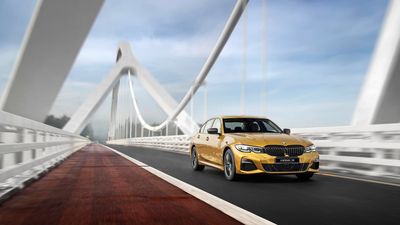 5 Best Used Luxury Cars Under $40K, According to Edmunds Experts