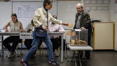 Paris and Marseille in focus as French go to the polls in local election runoffs