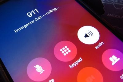 10 Things You Should Never Say During a 911 Call