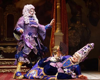 The Gondoliers review – brilliantly barbed Gilbert and Sullivan is a feast for the eyes and ears