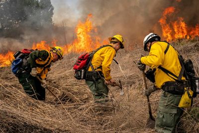 Firefighting departments close in some US states amid lack of volunteers