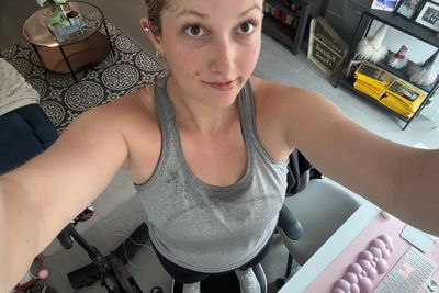 Vibration plates are suddenly everywhere. What I learned after one (very shaky) month