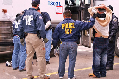 ICE Accused of 'Weaponising Hunger' With Fake Food Aid Flyers to Lure Vulnerable Migrants in Chilling New Claim