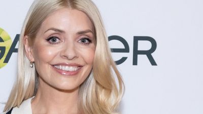 Holly Willoughby just wowed in 3 trend-ticking outfits, and you can buy them all from one of our favourite British brands