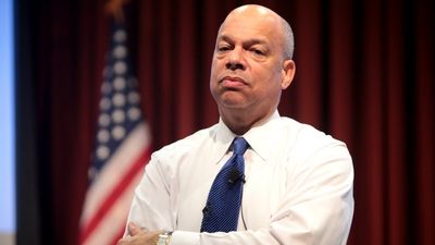 ‘Stop the madness’: Obama’s DHS secretary slams Congress for punishing workers