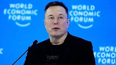 Elon Musk announces plans to manufacture chips for SpaceX and Tesla