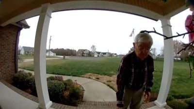 'Feel good being useful': 78-year-old Richard Pulley of viral $1M fundraising campaign says he will go back to deliver food