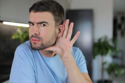 You’re Damaging Your Hearing Every Day—These “Normal” Noises Are the Problem