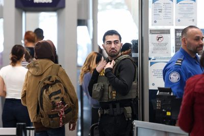 Largest federal workers union warns ICE agents are not trained to replace TSA and putting them in airports ‘does not fill a gap. It creates one’