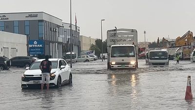 Heavy rain and thunderstorms sweep across parts of the Gulf States