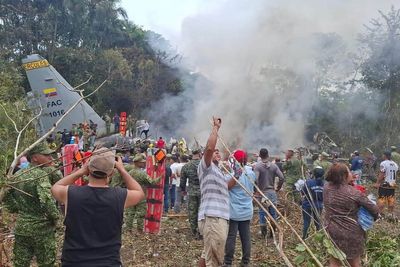 Military plane with 125 aboard crashes in Colombia. At least 77 injured
