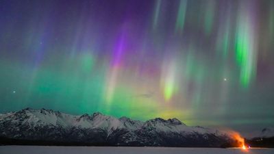 Northern lights dazzle worldwide as strong G3 geomagnetic storm sparks stunning show (photos)
