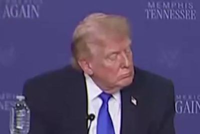Trump appears to fall asleep during National Guard briefing in Memphis
