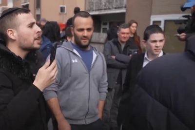 Al Jazeera Crew Covering Golders Green Arson in Tense Clash With Residents – What Happened