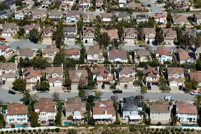 Nearly three in five Americans think AI will push homeownership even further out of reach