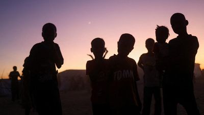 Chad relocates refugees amid rising tensions at border with Sudan