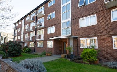 'Simply wrong': London council evicting 30 households to buy block for temporary accommodation use