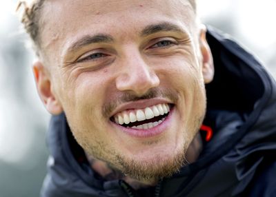 Noa Lang offers brilliant response to horror Liverpool thumb injury