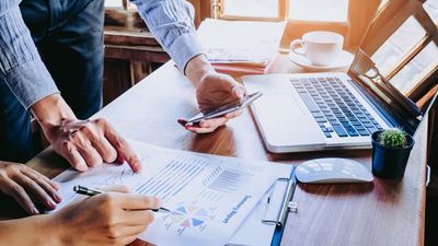 This tax-themed malvertising attack can blind security software before it arrives — and then unleashes ransomware