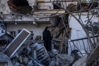 Middle East crisis live: US insists Iran has not rejected proposal to end war amid mounting confusion