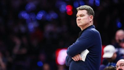 Arkansas Game Moment of Truth for Arizona’s Tommy Lloyd