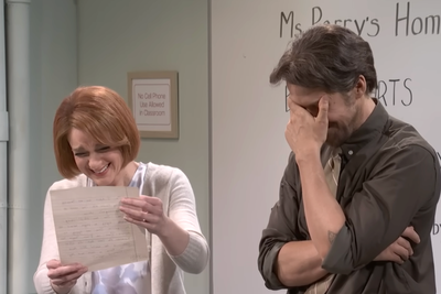 SNL alum Kevin Nealon calls out cast members who break during sketches: ‘It doesn’t work’