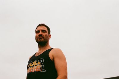 "The bush can make you whacky, especially if you’re running from a few coppers who are shooting at you": William Crighton on bush psychedelia, collaborating with the late Rob Hirst, and his new LP Colonial Drift