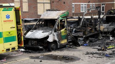 Golders Green arson arrests: Two British nationals bailed in probe into torching of ambulances in north London