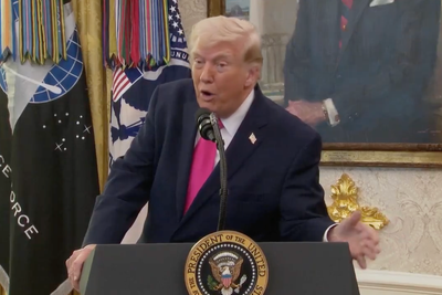 Trump claims only ‘fake news’ wants Iran war to continue