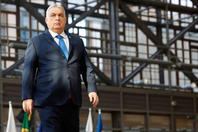 Hungary will cut natural gas supplies to Ukraine until Russian oil deliveries resume