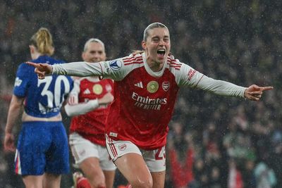 Arsenal send strong message as big guns lead statement Women's Champions League win