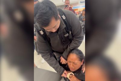 TSA alerted ICE to mother and daughter at San Francisco airport before viral arrest
