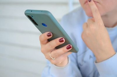 7 New Scam Tactics That Look Real — And Are Still Fooling Americans