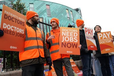 Resident doctors to strike after Easter as NHS braces for walkout misery