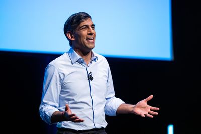 Rishi Sunak is giving advice to CEOs on AI. Here are his golden rules