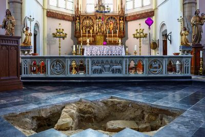 Skeleton of Three Musketeers hero d’Artagnan may have been found buried under church