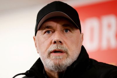 Bosnia boss refuses to apologise to Steve Cooper over Benjamin Tahirovic row