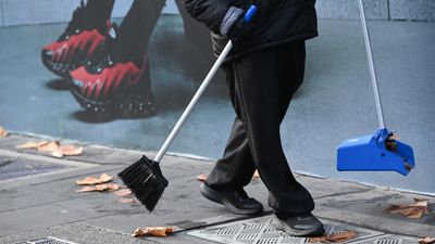 Labor backs above-inflation wage bump for low-paid