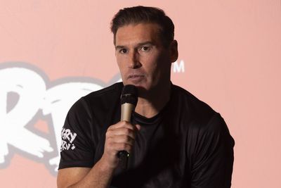 Gareth Barry: No asterisk should be next to James Milner’s Premier League record