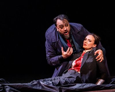 Rigoletto review – strong revival of Mears’s violent take, with Elder revelatory in the pit