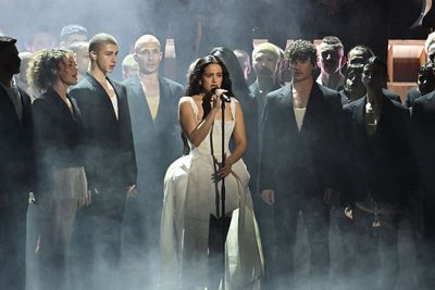 Rosalia ‘feeling better’ after stopping show because of food poisoning